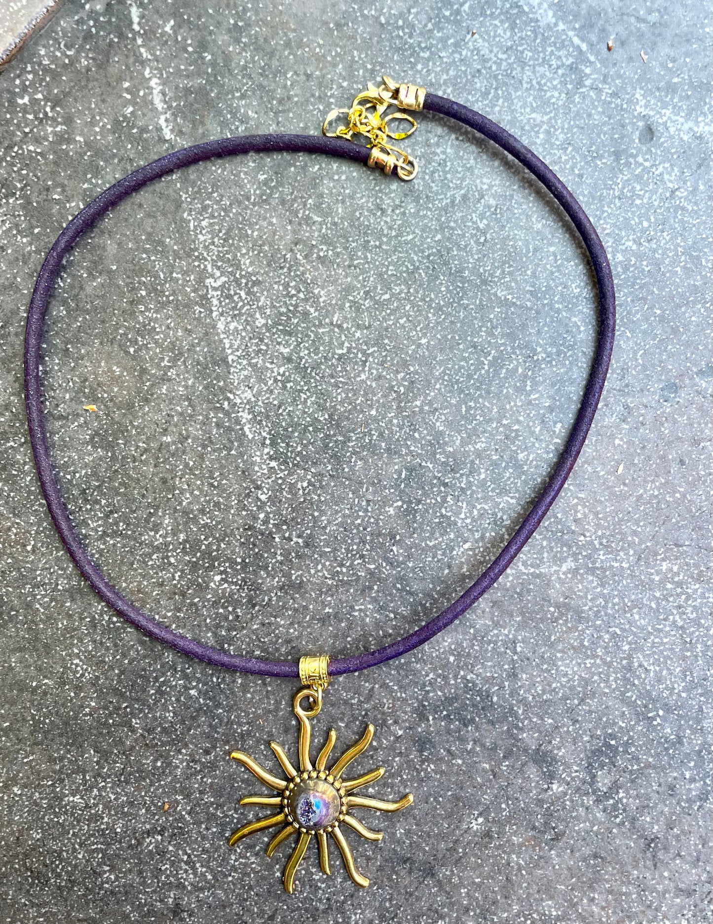 Druzy Agate gemstone Sun leather Necklace