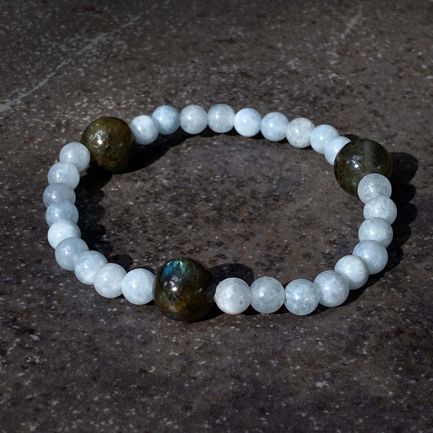 Men’s Aquamarine & black Labradorite semiprecious Gemstone stretch bracelet.