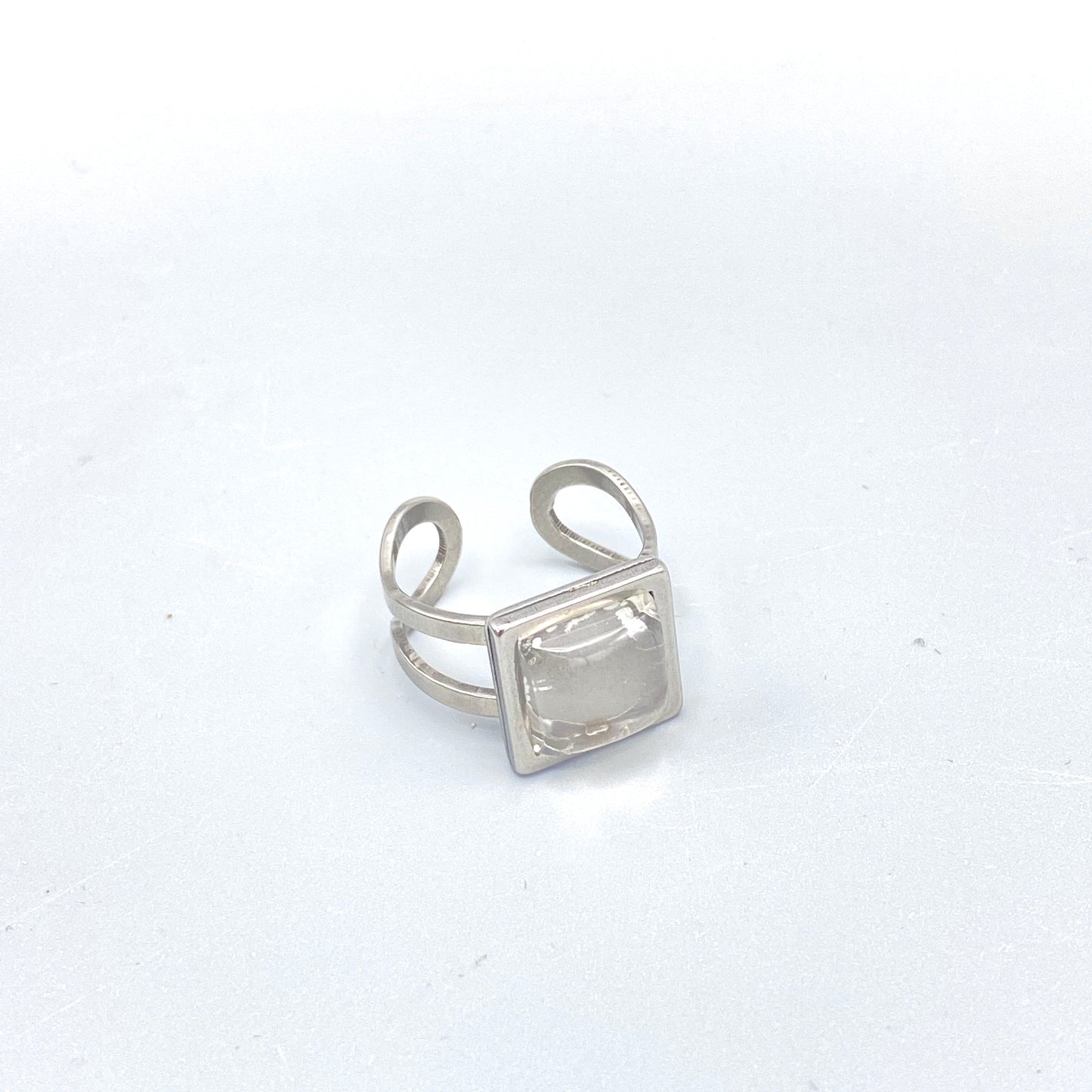 Square Gemstone adjustable rings.