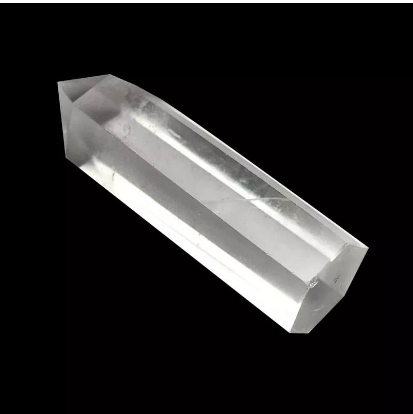 Natural Clear Quartz Crystal Gemstone Point Wand Rock Stone