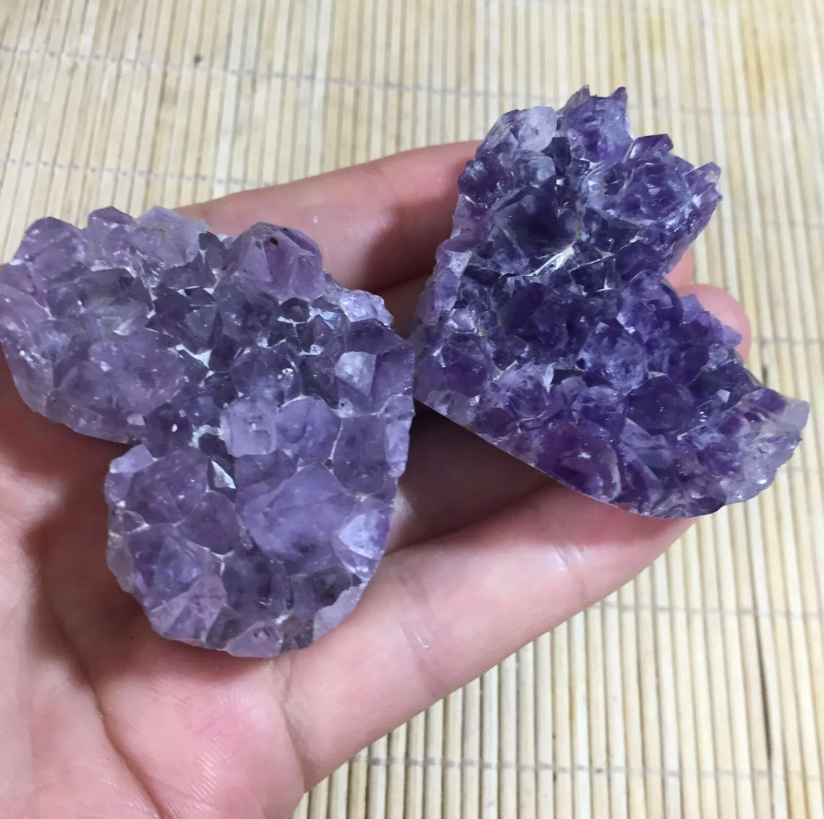 Natural Amethyst heart-shaped  gem quartz cluster crystal Mineral specimens