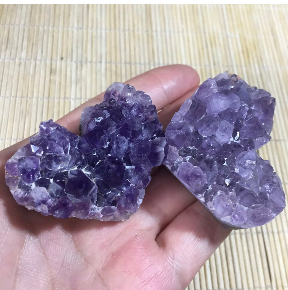 Natural Amethyst heart-shaped  gem quartz cluster crystal Mineral specimens