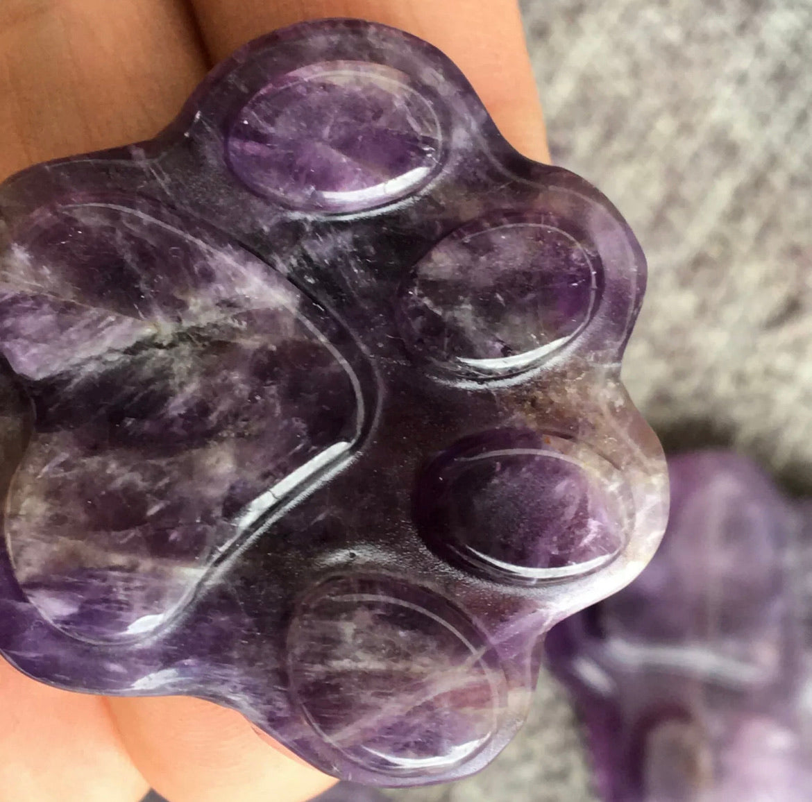 Natural Dreamy amethyst gemstone carved paw 1pc