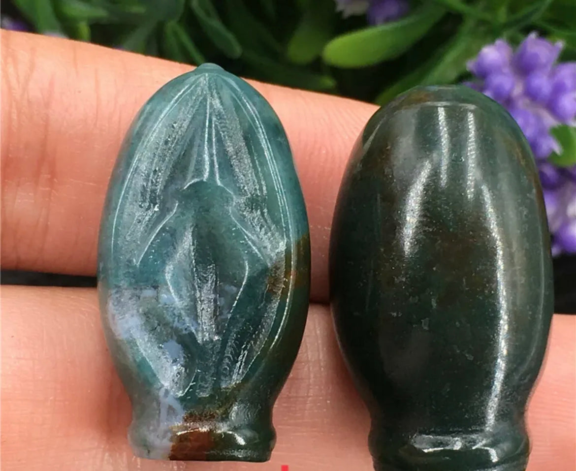 Moss Agate Vagina Figurine