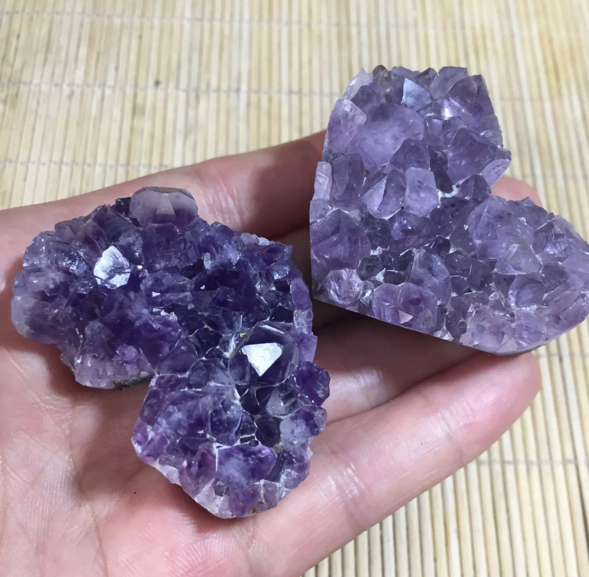 Natural Amethyst heart-shaped  gem quartz cluster crystal Mineral specimens