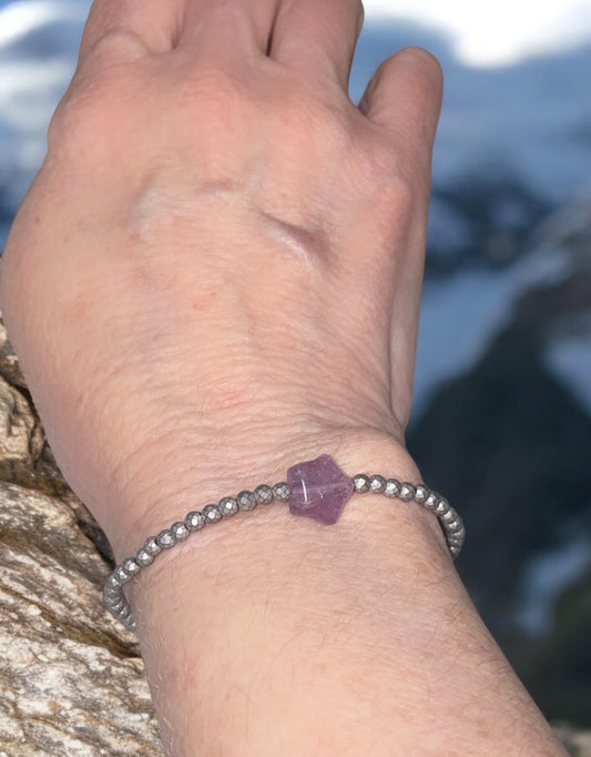 Dainty Amethyst Star and Hematite Bracelet