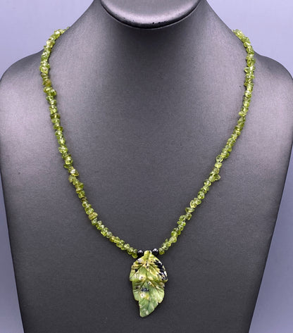 Chrysoprase gemstone carved Leaf with Peridot gemstone Beaded Necklace