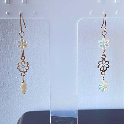 Mother of Pearl Flower Dangle earrings