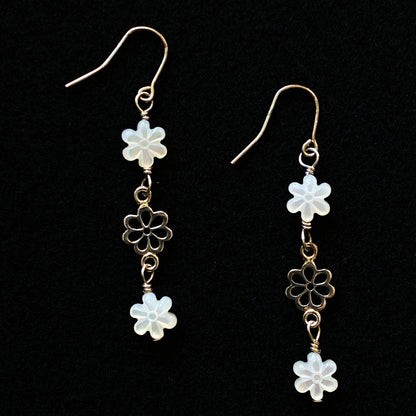 Mother of Pearl Flower Dangle earrings