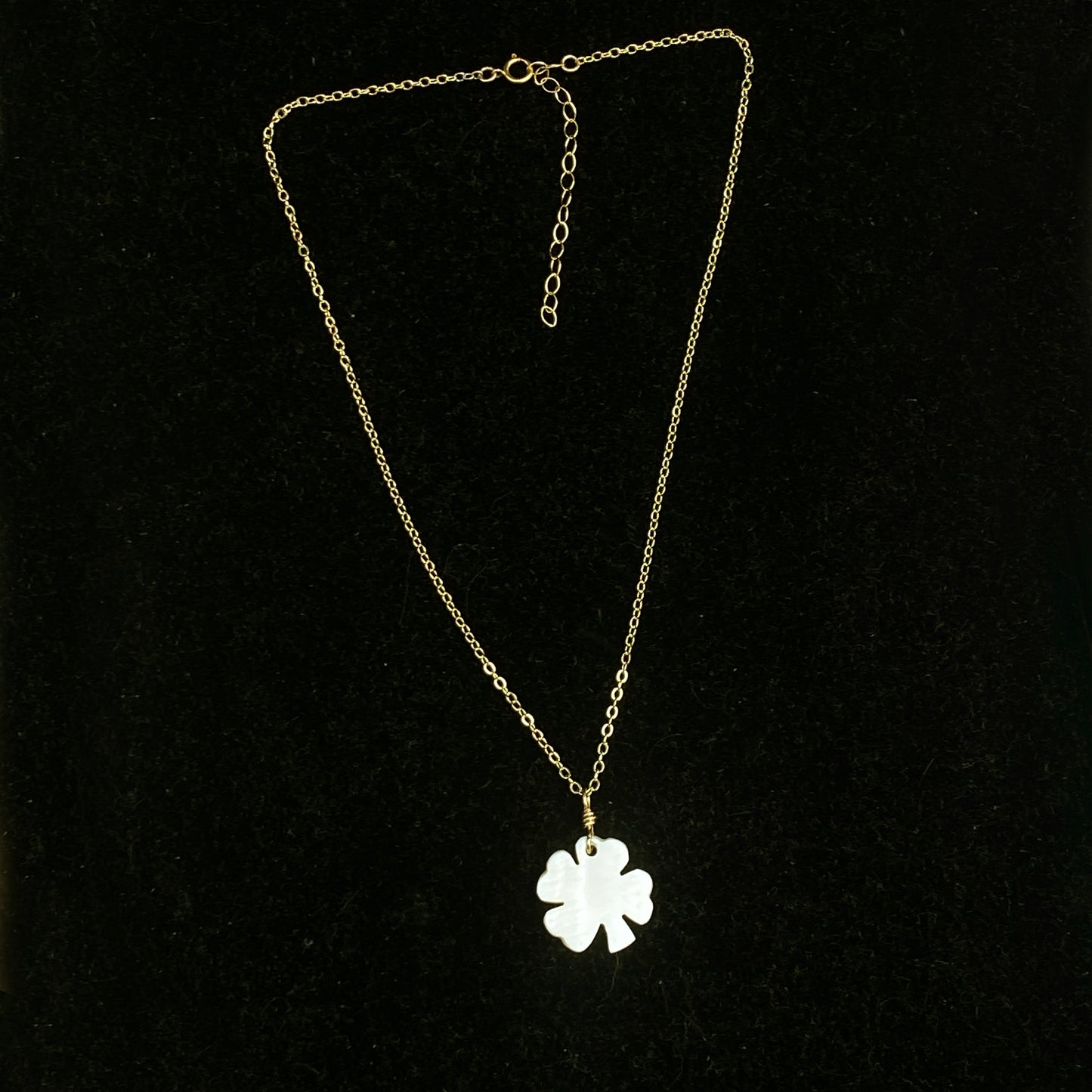 Mother of Pearl Clover Necklace