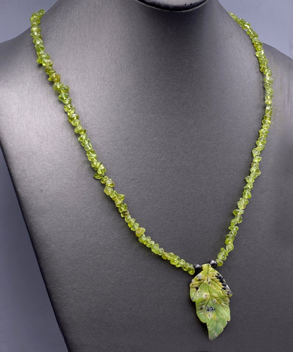 Chrysoprase gemstone carved Leaf with Peridot gemstone Beaded Necklace