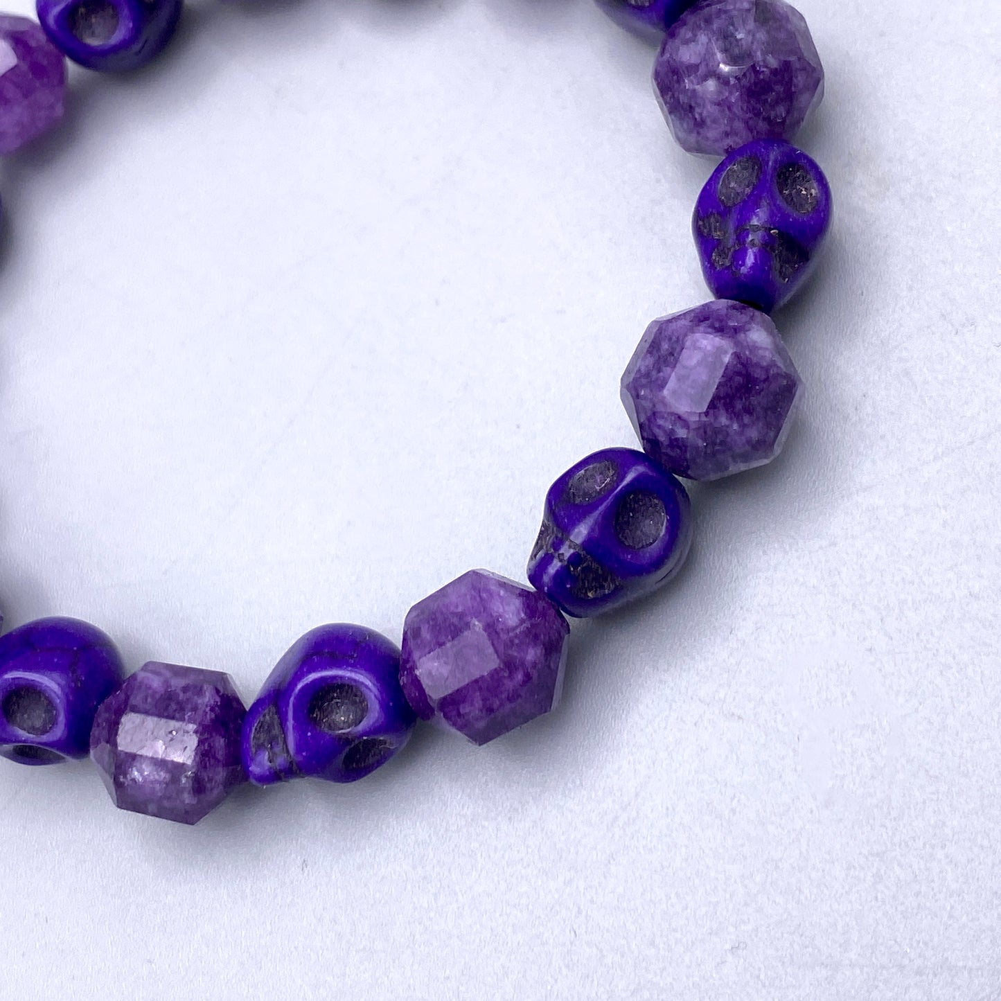 Purple Jade and Howlite Bracelet