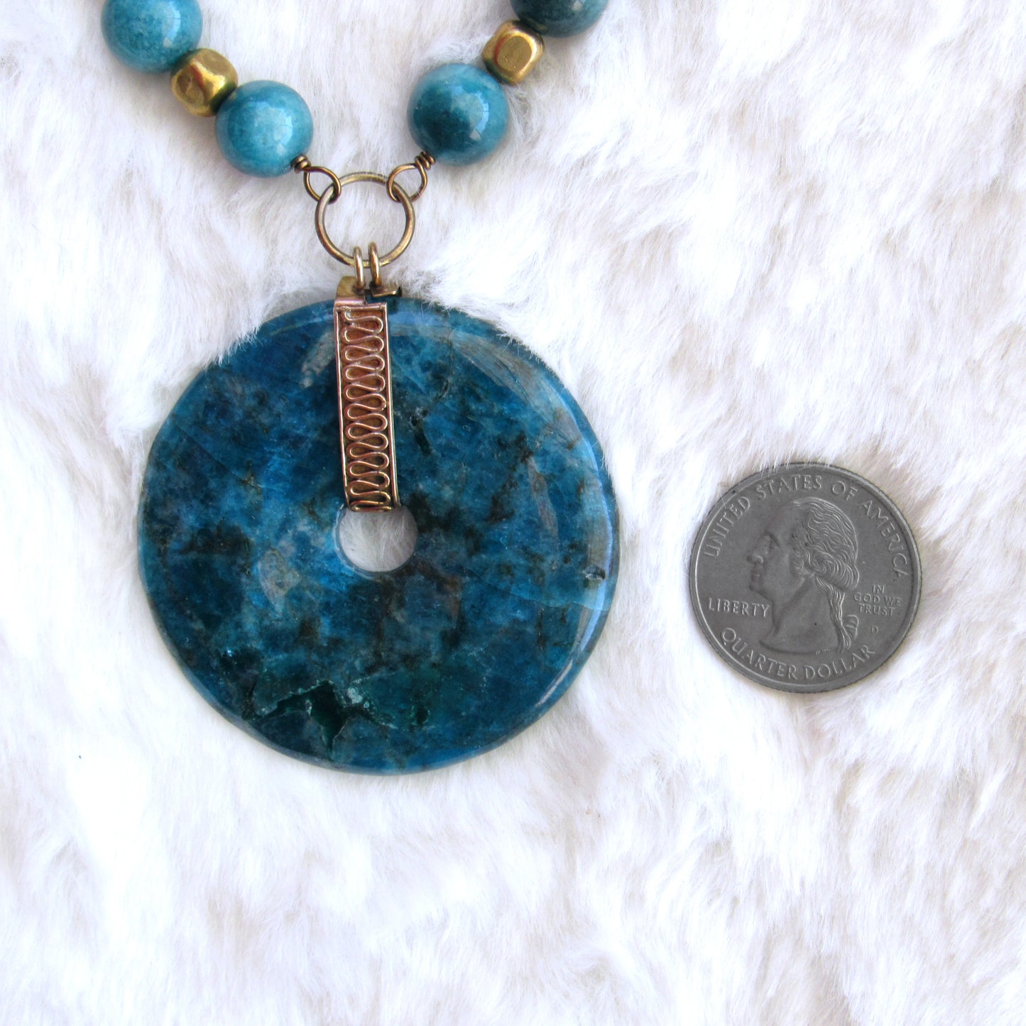 Apatite gemstone Donut shaped Pendant chain Necklace