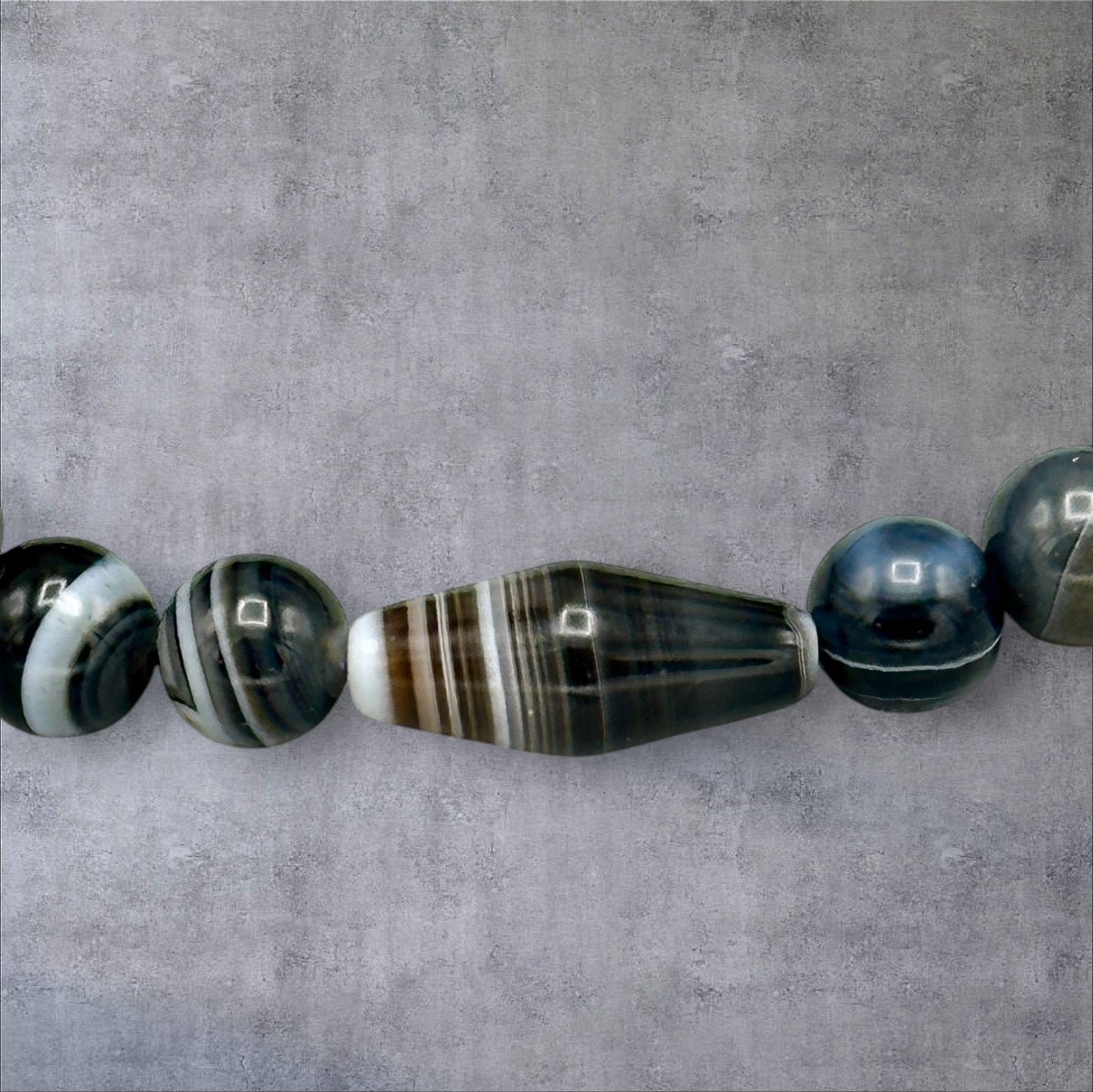 Black Banded Agate Bracelet