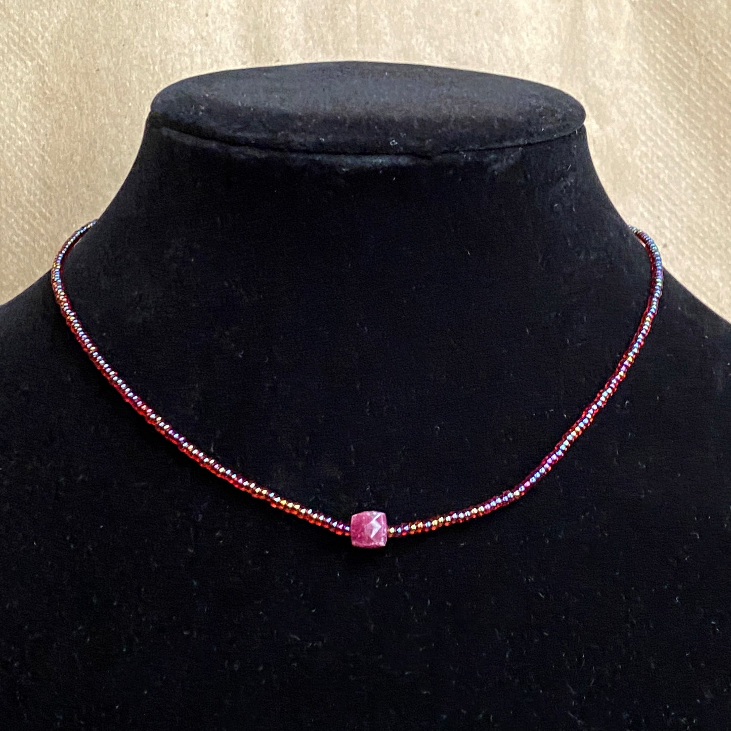Ruby choker