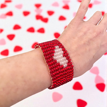 Glass Beaded Heart bracelet