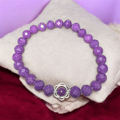 Phosphosiderite and Flower Beaded Bracelet