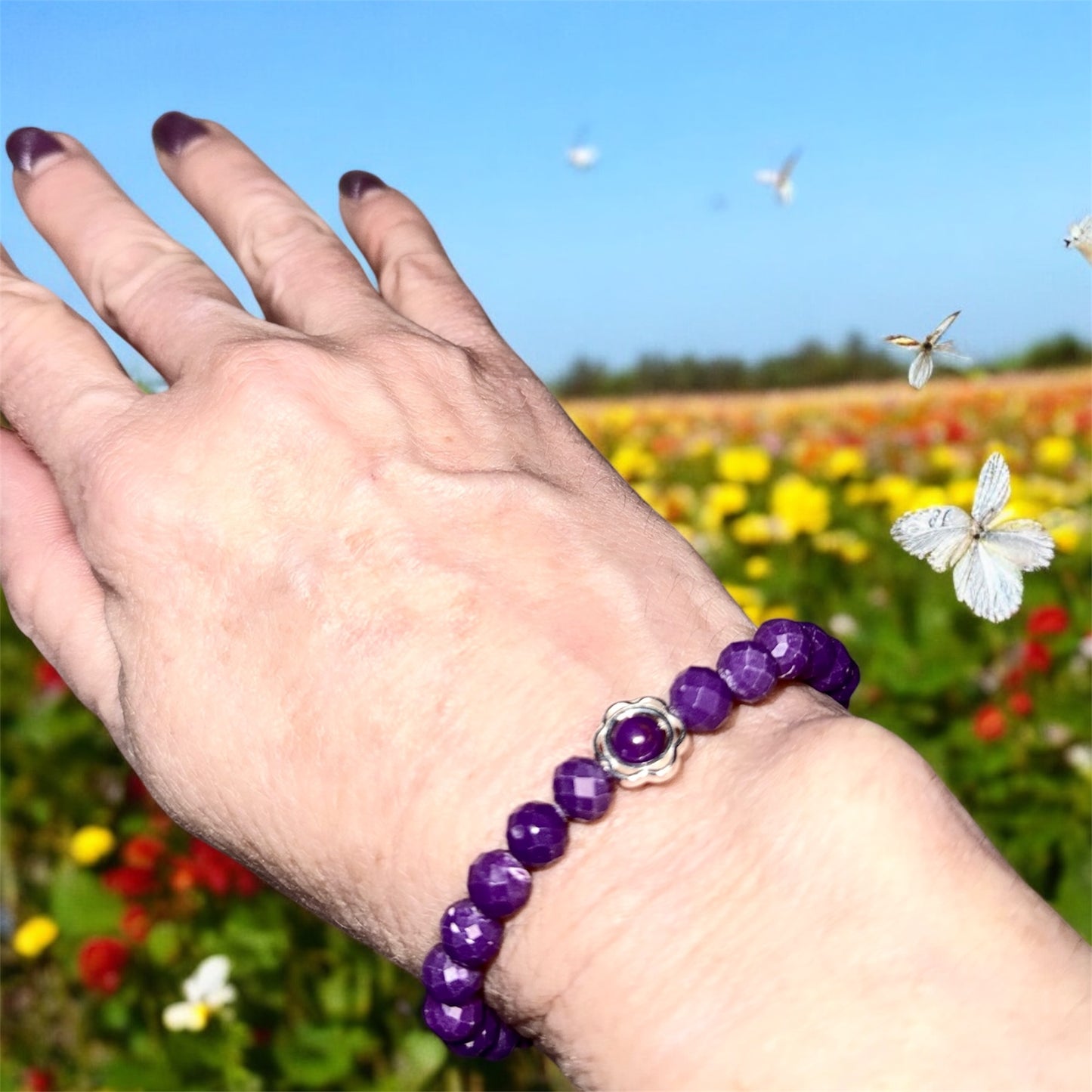 Phosphosiderite and Flower Beaded Bracelet