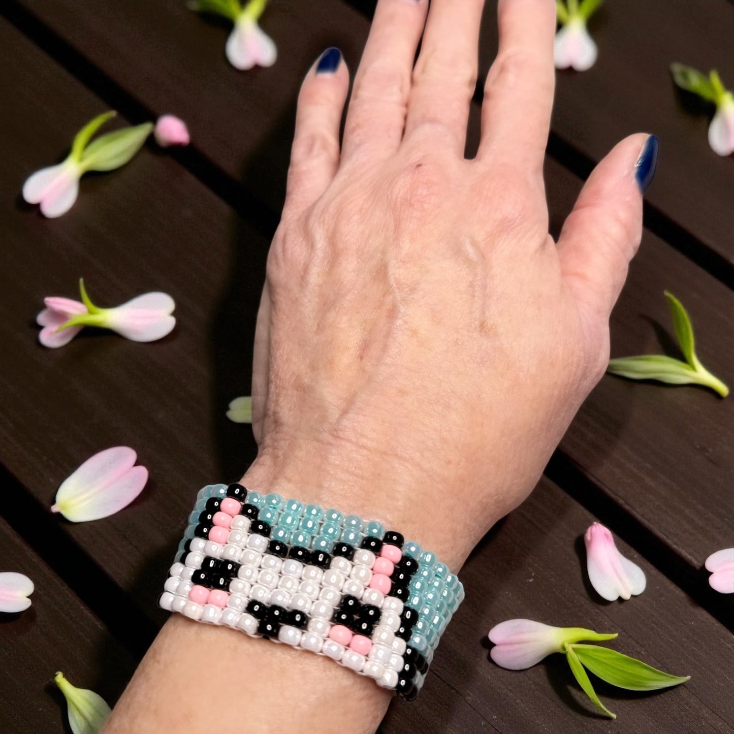Beaded Glass Kitty Bracelet