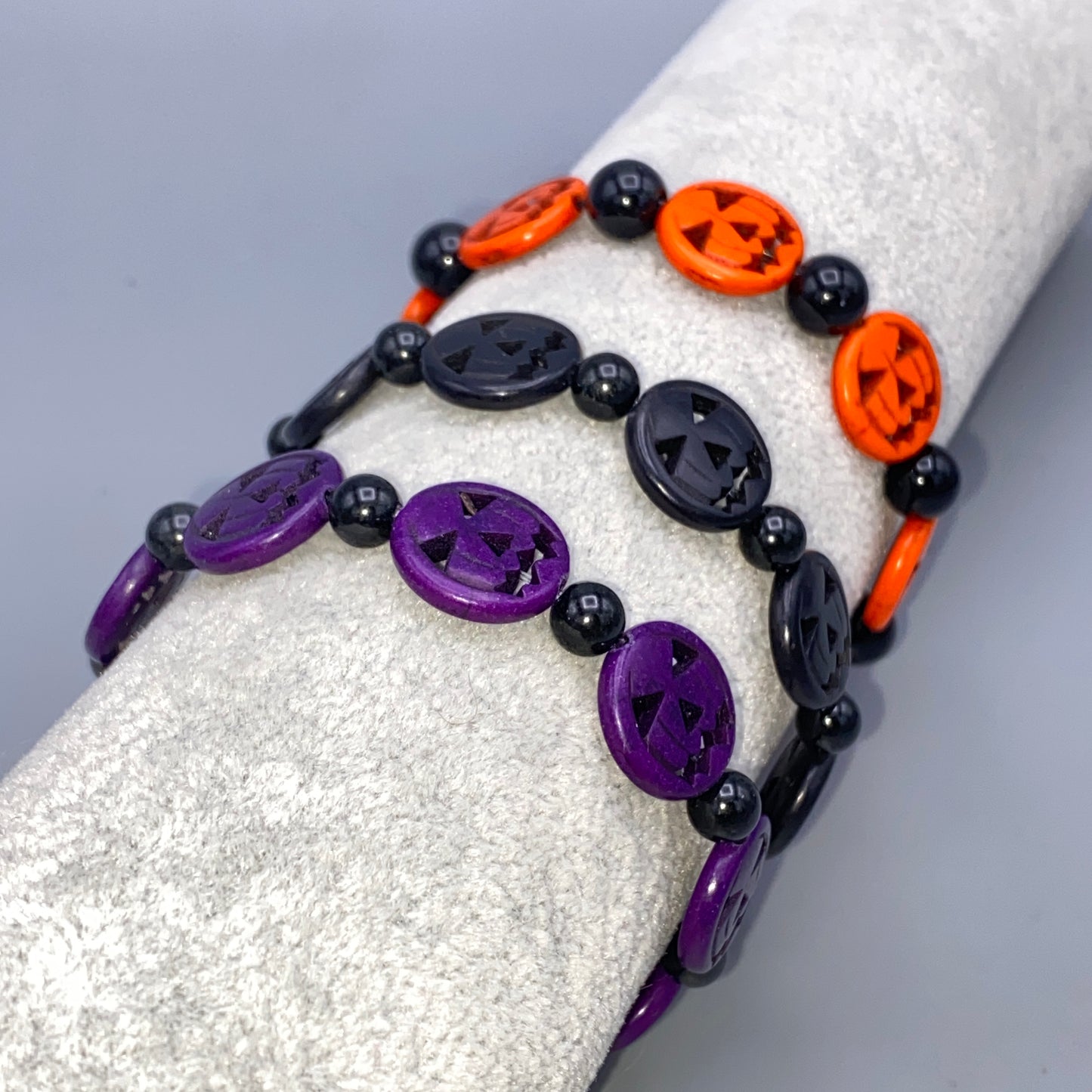 Jack-o’-lantern gemstone stretch bracelets