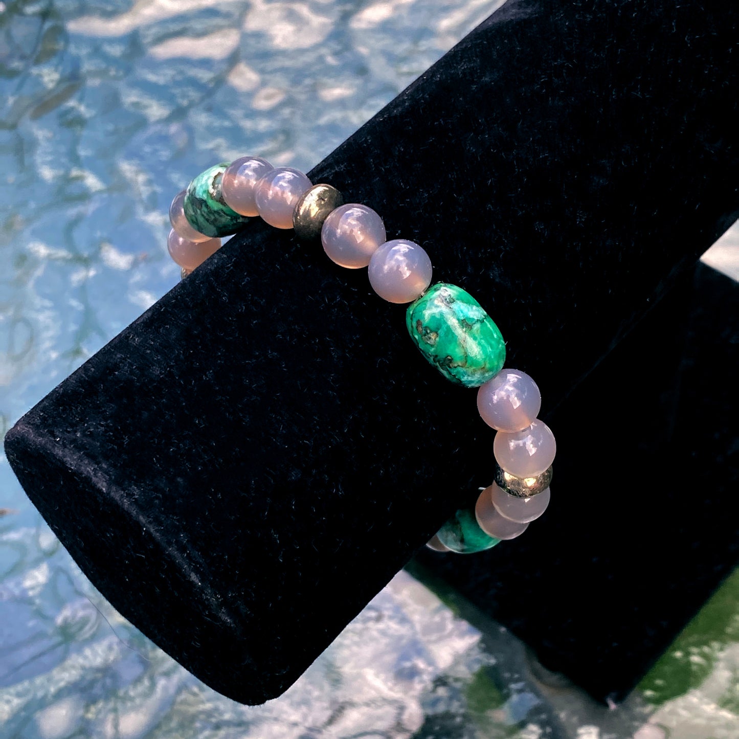 Gray Agate, Pyrite and Chrysoprase Gemstone stretch bracelet