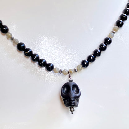 Men's Onyx, Labradorite and Howlinte Skull Pendant Necklace