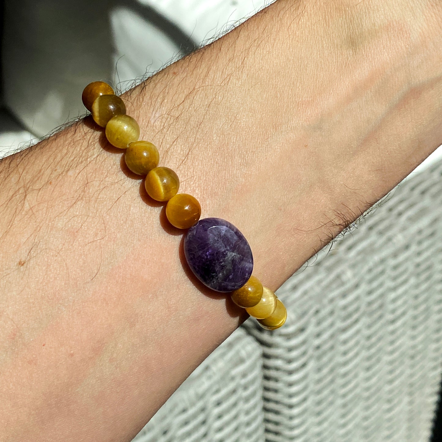 Men’s Golden TigerEye Gemstone Bracelet with Amethyst and Purple Skull stretch bracelet