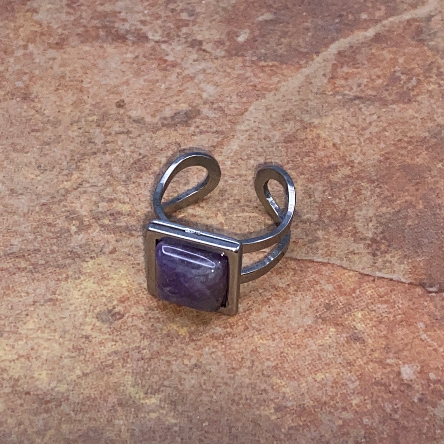 Square Gemstone adjustable rings.