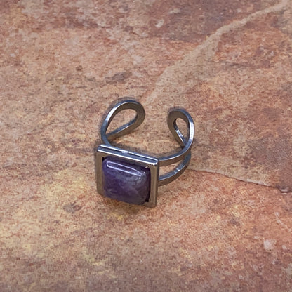 Square Gemstone adjustable rings.