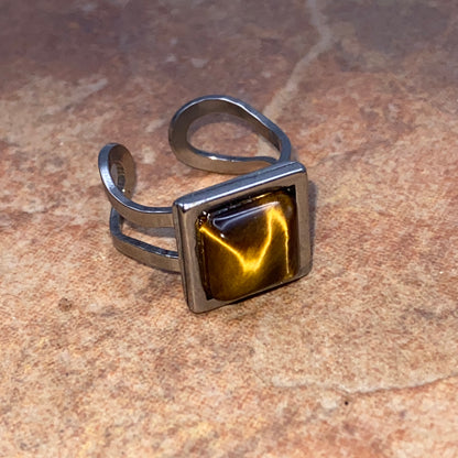 Square Gemstone adjustable rings.