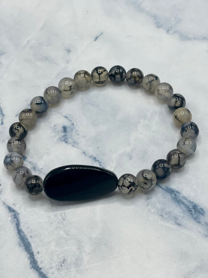 Onyx and Dragon’s Vein Agate Bracelet