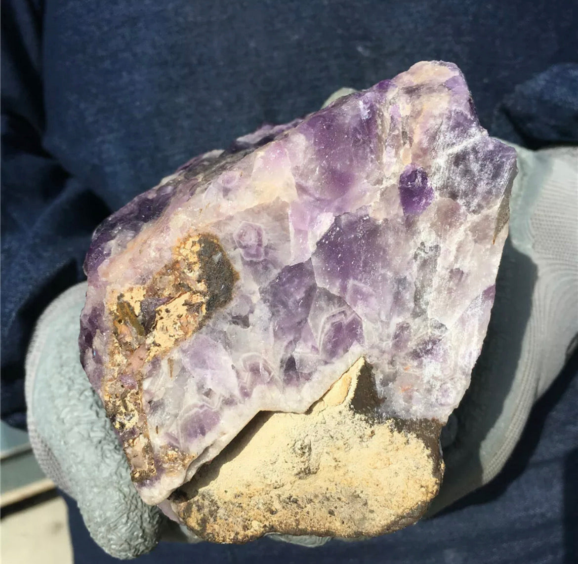 Natural Dreamy Amethyst Raw Stone