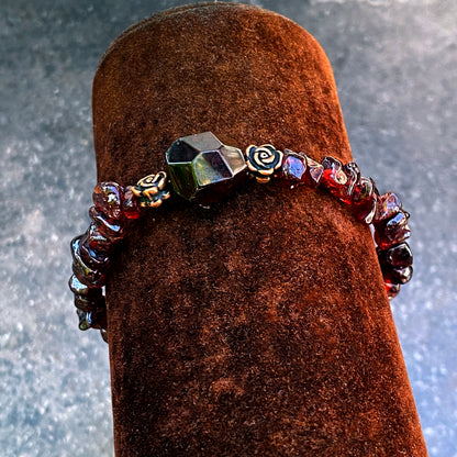 Garnet gemstone and Copper Rose clasp Bracelet