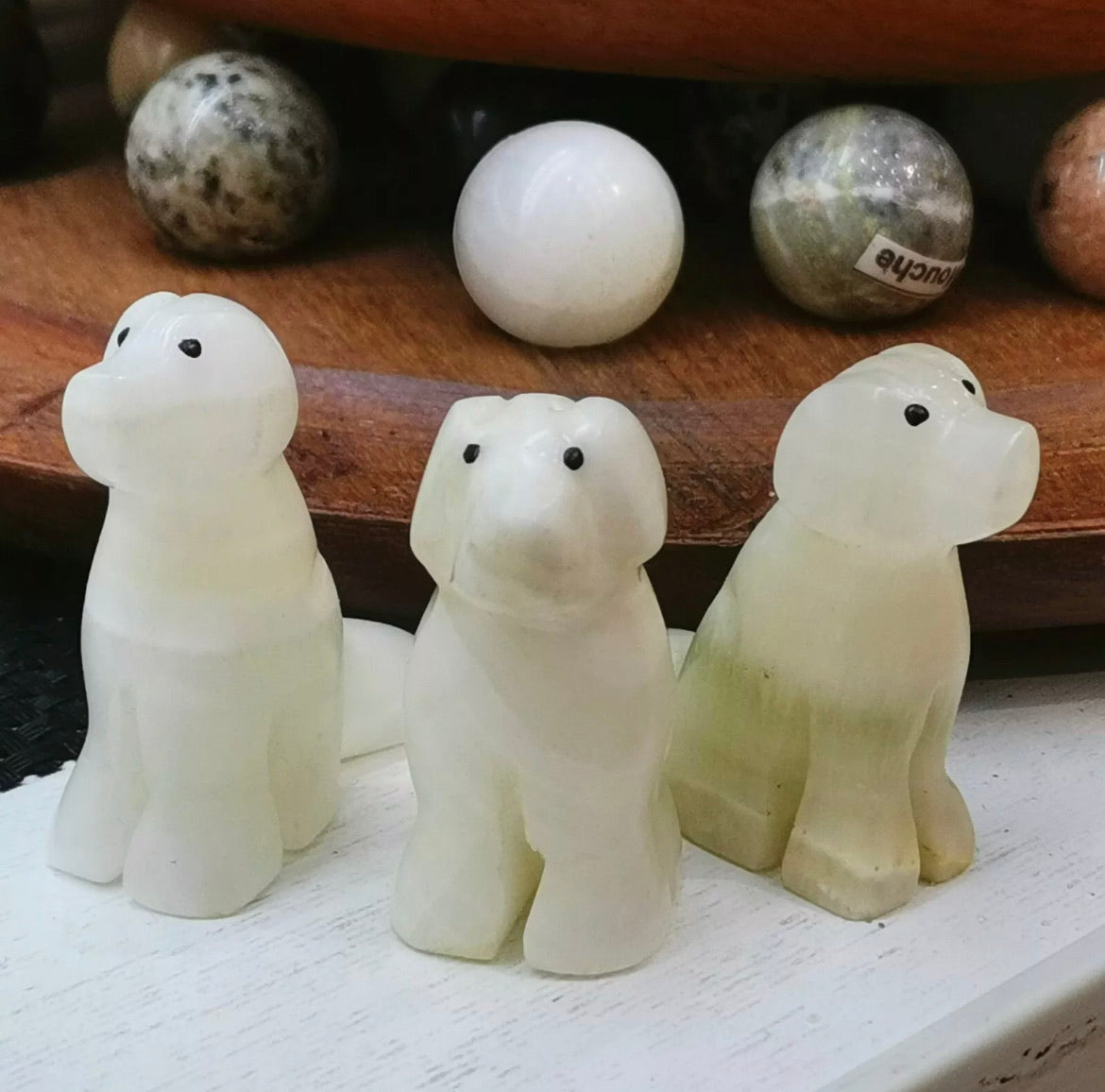 Natural white Jade gemstone dog