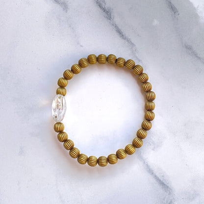 Brass and Clear Quartz gemstone Heart Stretch Bracelet