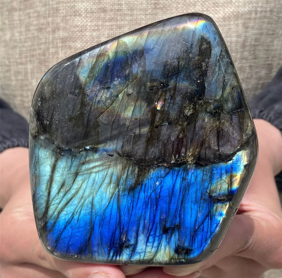 Natural Spectrolite Raw Gemstone Labradorite