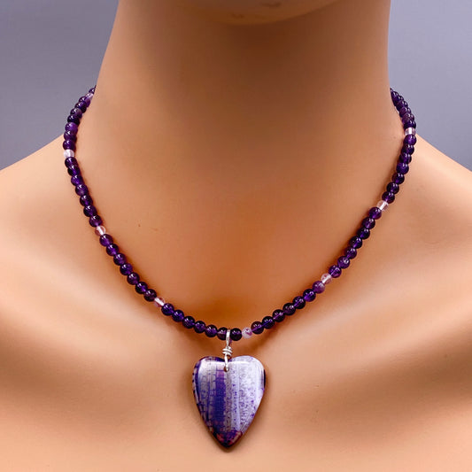 Dragon’s Vein Agate Heart Pendant Choker/Necklace with Dark and Lavender Amethyst Gemstone Necklace