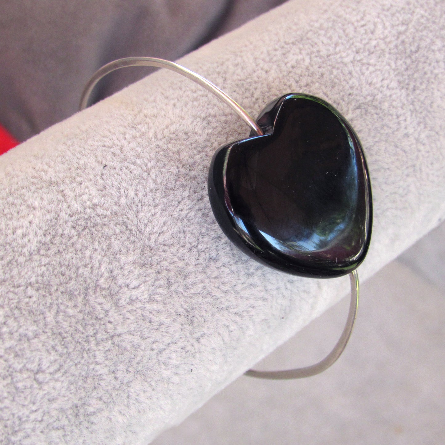 Large Onyx gemstone Heart on Sterling Silver Bangle Bracelet