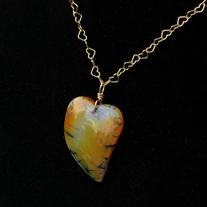 Dragon’s Vein Agate gemstone heart on gold heart chain necklace