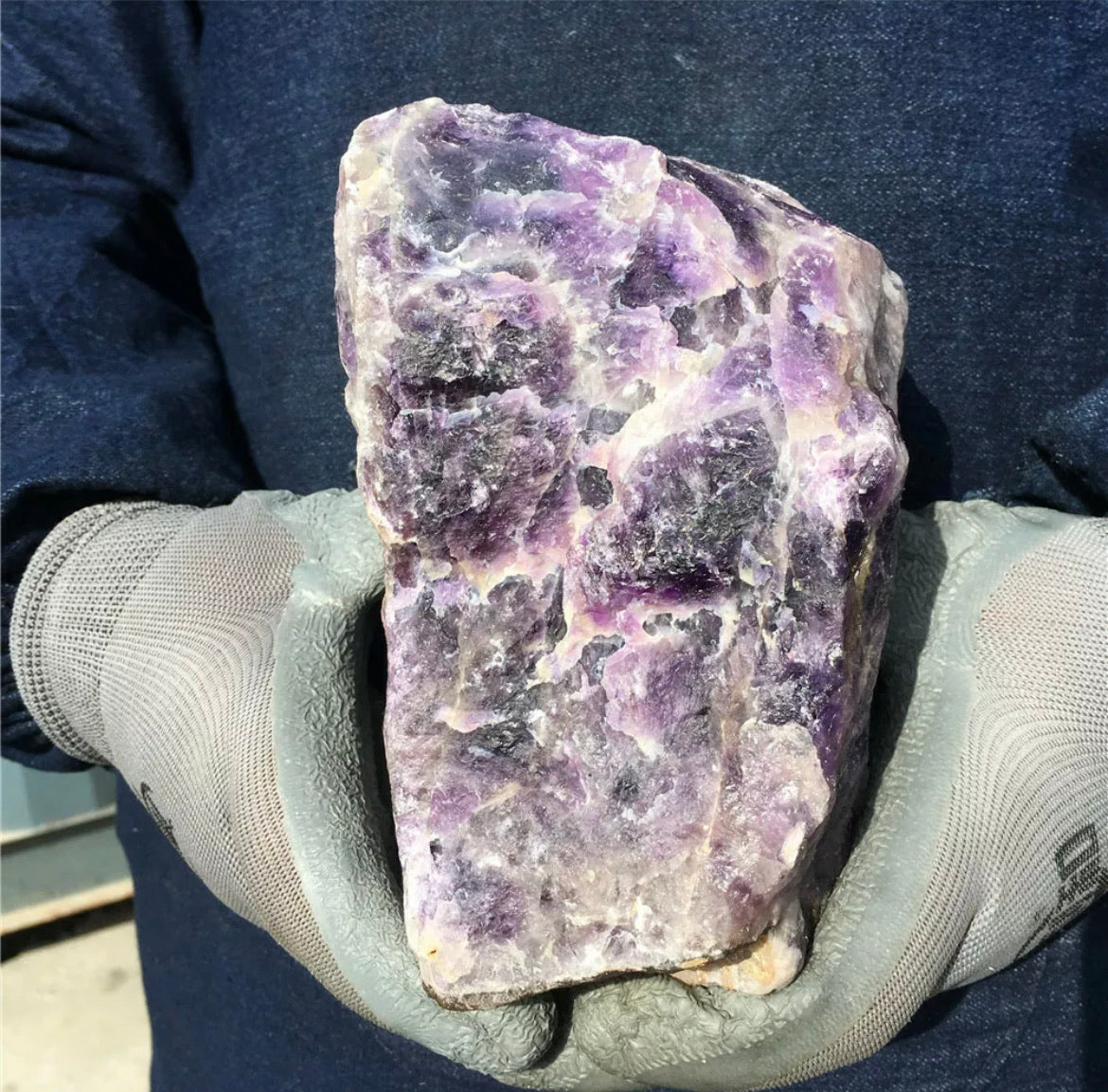 Natural Dreamy Amethyst Raw Stone