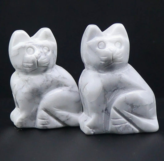 Natural White Turquoise Cat figurine