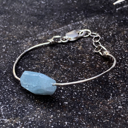 Sterling Silver and Aquamarine gemstone bangle clasp bracelet