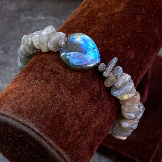 Labradorite Heart clasp Bracelet