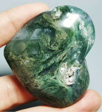 NATURAL Moss Agate heart