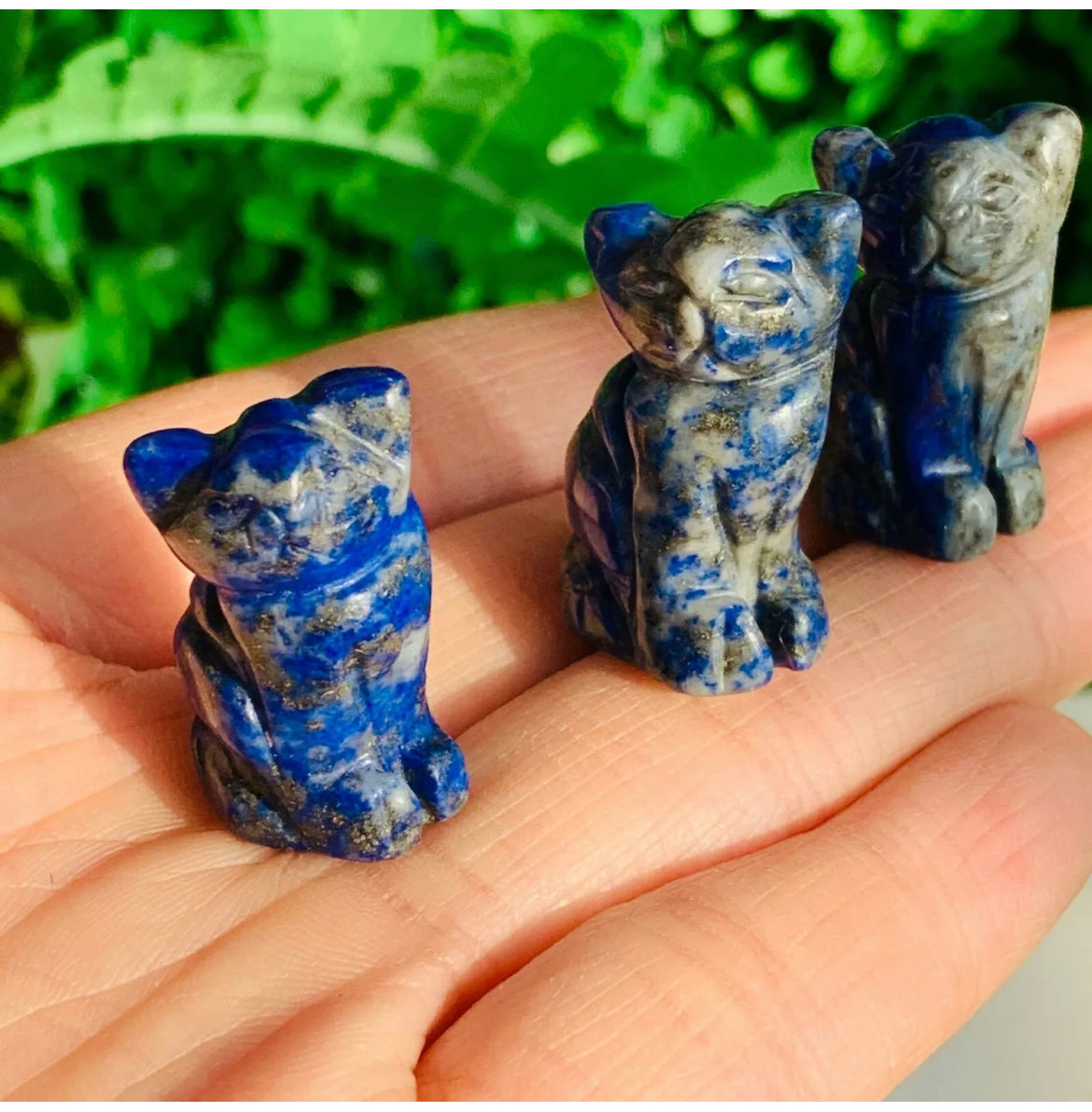 Natural lapis lazuli kitty cat carved crystal