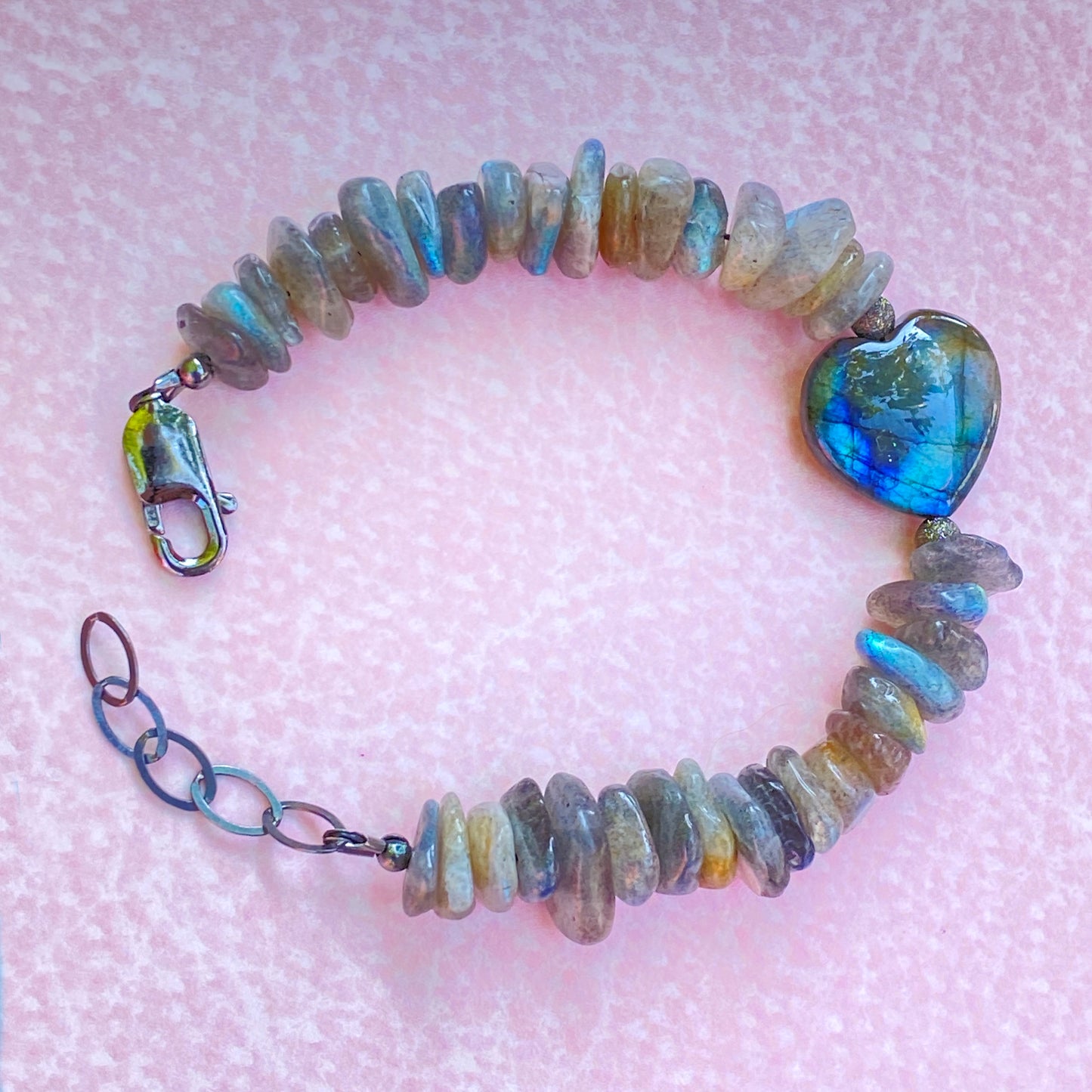 Labradorite Heart clasp Bracelet