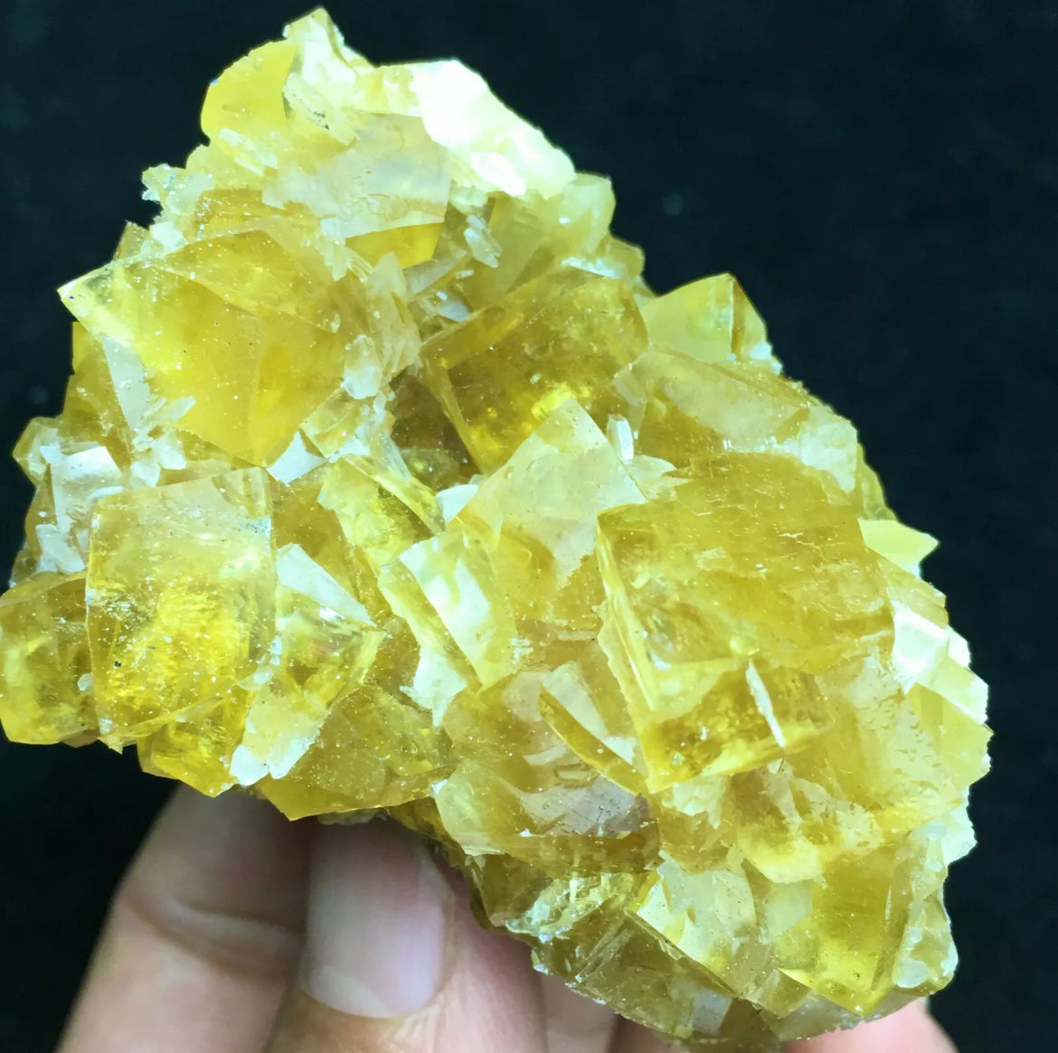 Golden Yellow Transparent Cubic Calcite Crystal Mineral Specimen/fujian