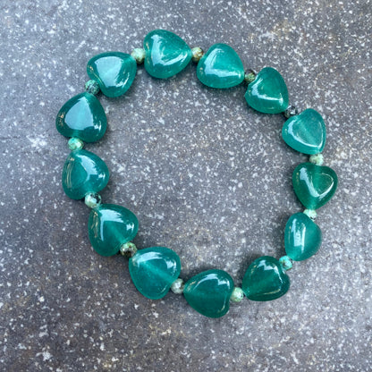 Green Onyx Hearts and Turquoise Stretch Bracelet