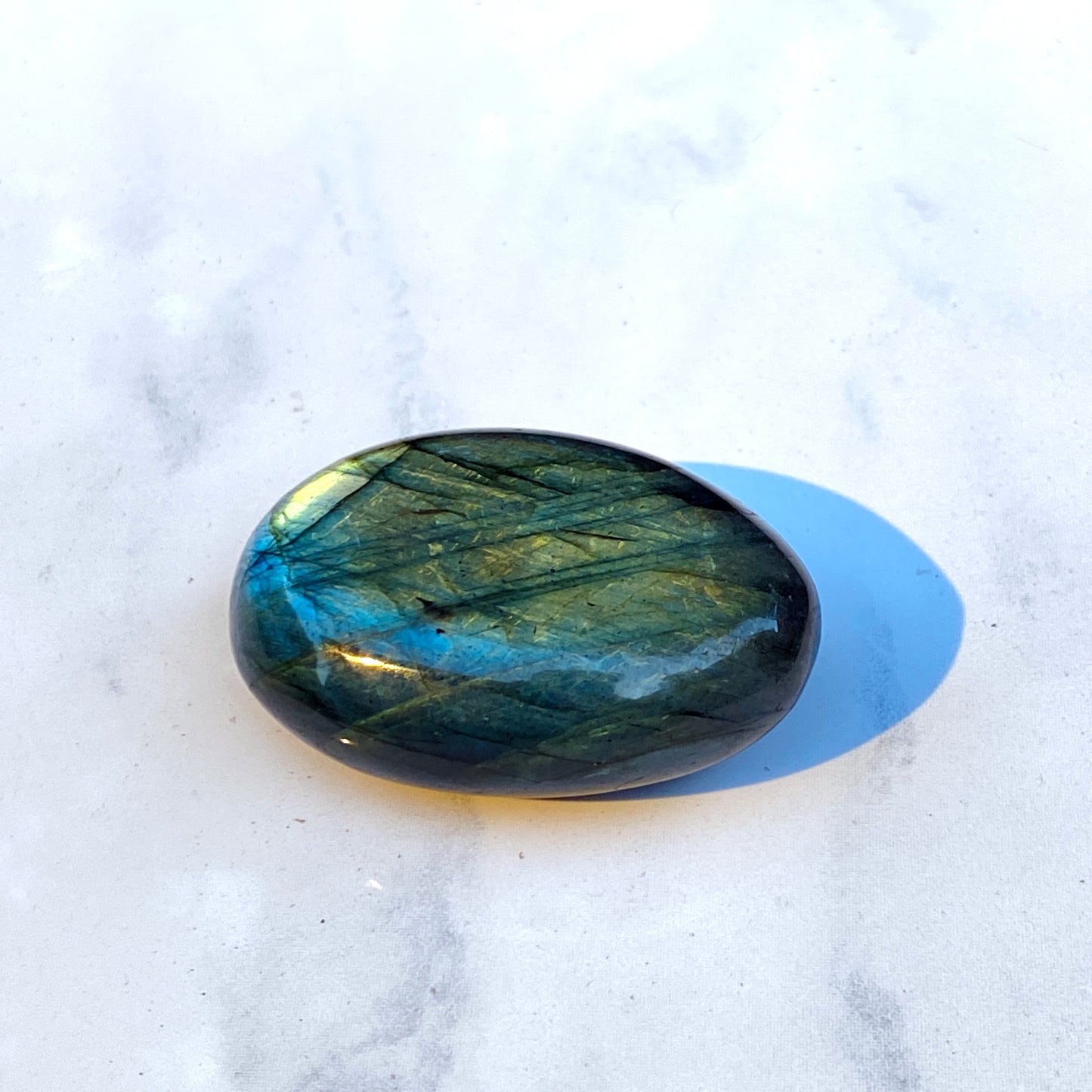 Flashy Beautiful Labradorite Gemstone Palm Stones