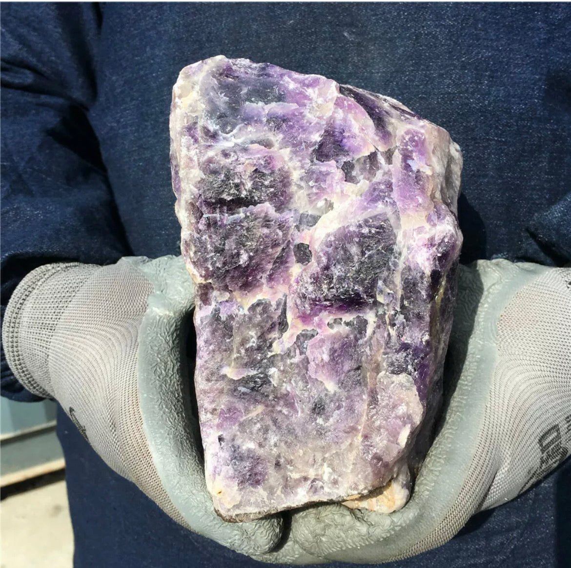 Natural Dreamy Amethyst Raw Stone